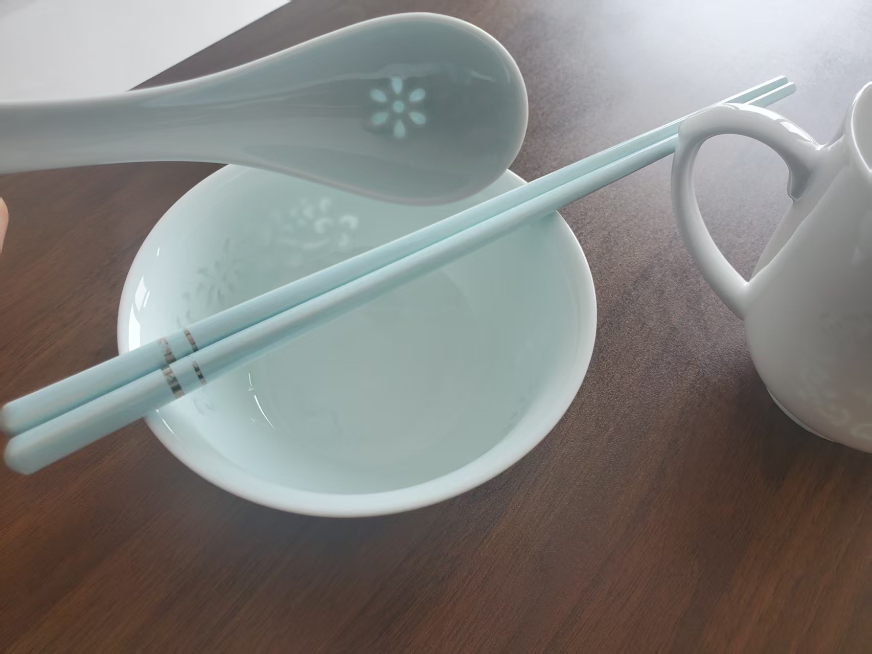 Hand-Painted Porcelain Bowl Pair Gift Set